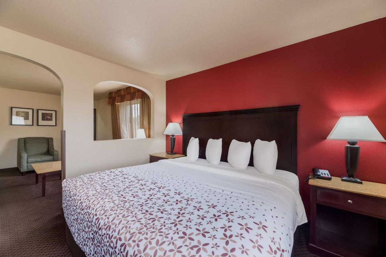 Surestay Plus Hotel By Best Western Silver City Extérieur photo